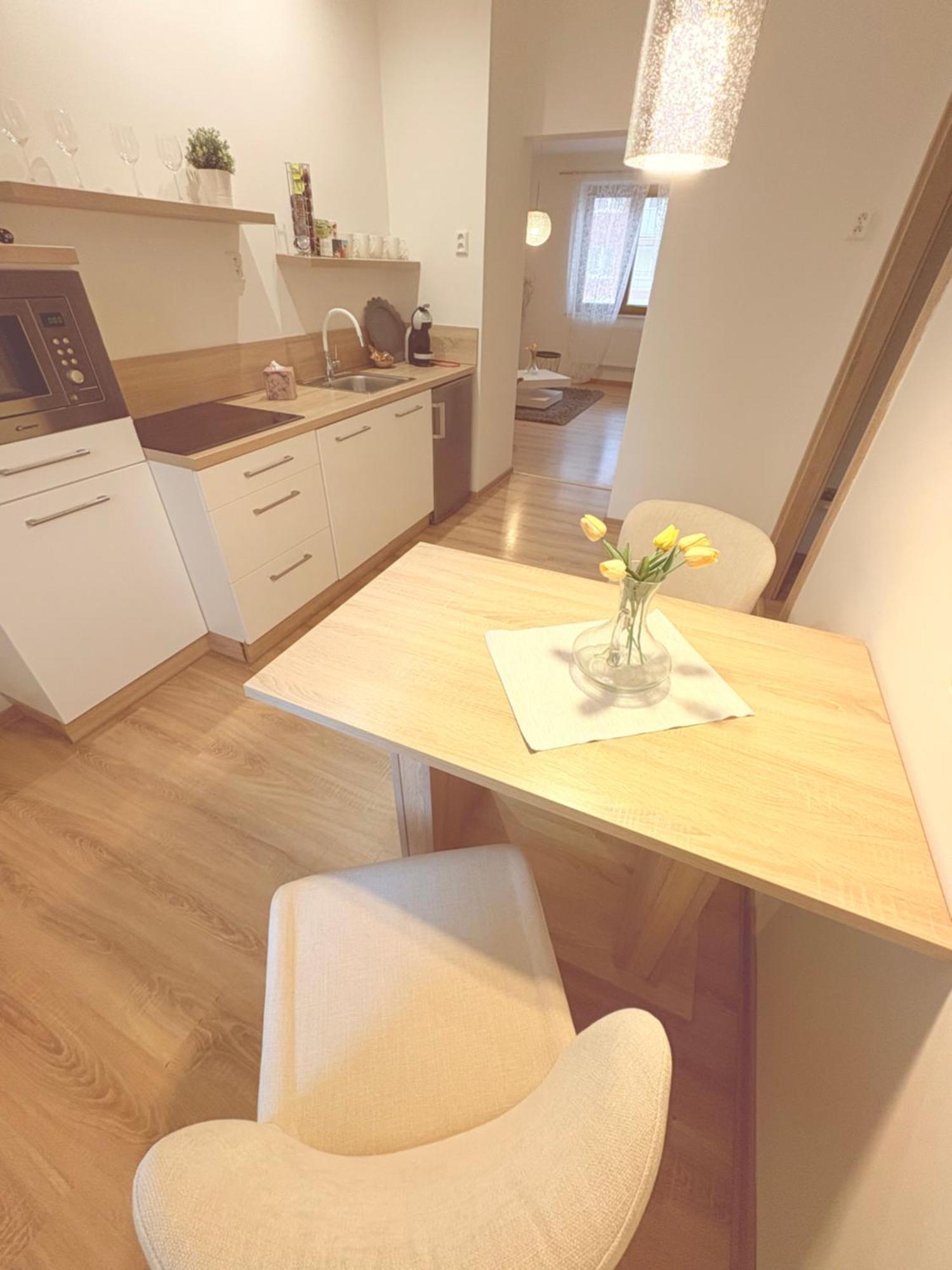 Trio Apartments Острава Екстериор снимка