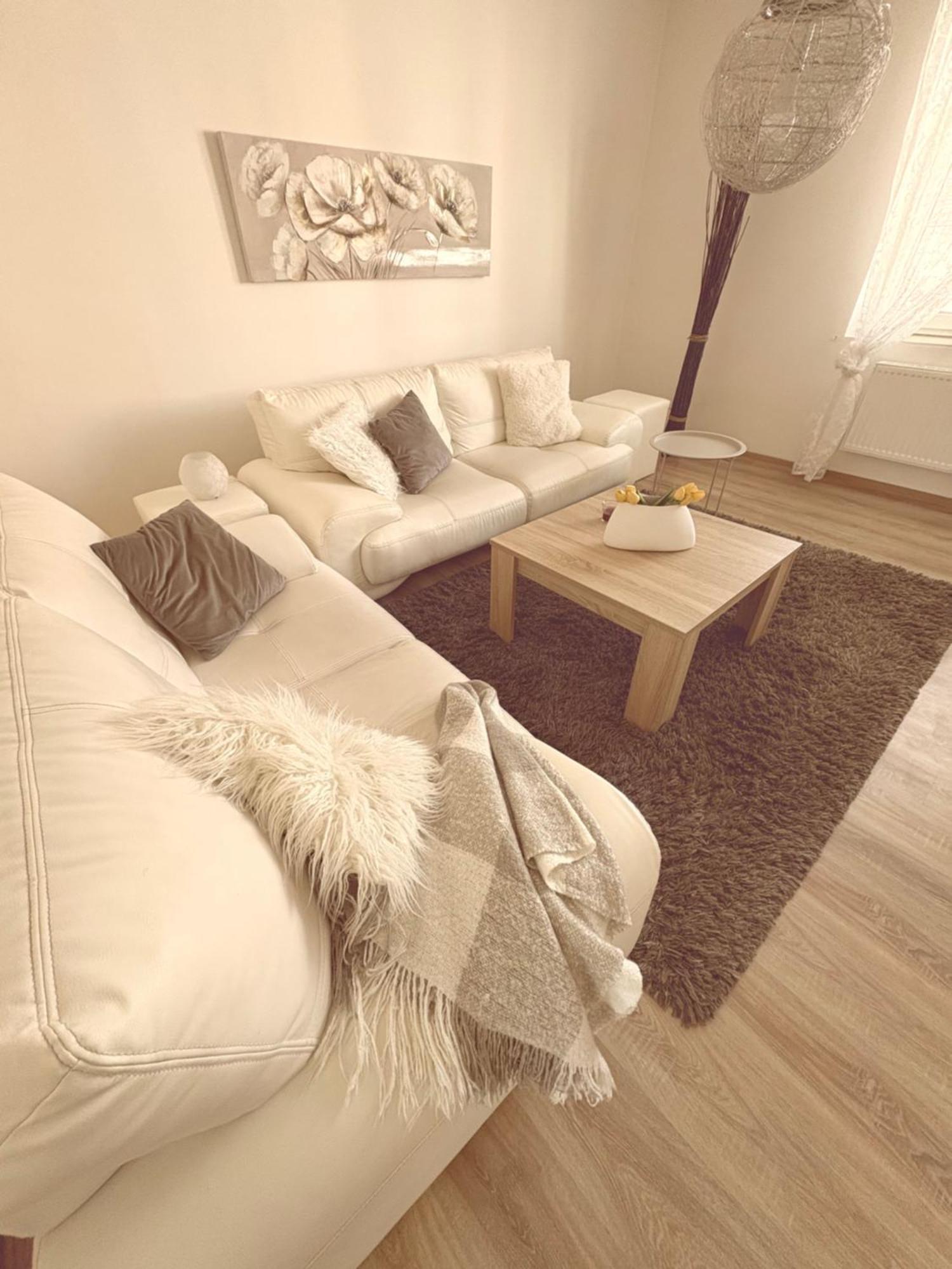 Trio Apartments Острава Екстериор снимка
